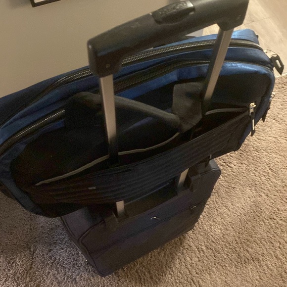 OGIO laptop bag - embroidered - Duke University - Picture 10 of 12